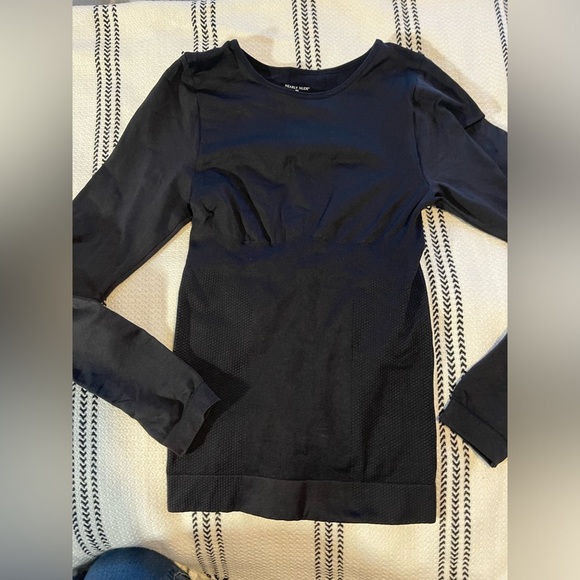 Nearly Nude black long sleeve compression top size M/L # 2175 - Picture 1 of 9